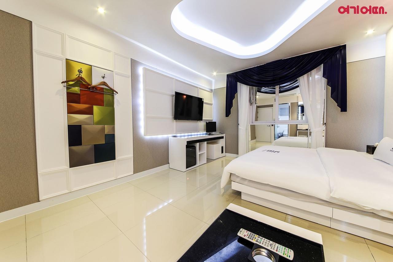 Dome Hotel Gwangju Metropolitan City Exterior photo